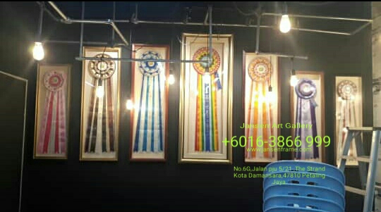 specialist mirror and frame